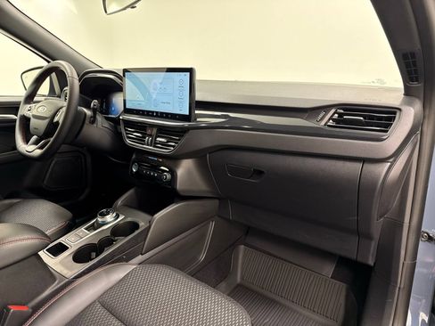 Used 2025 Ford Escape ST-Line w/ Tech Pack #1 FWD image 28