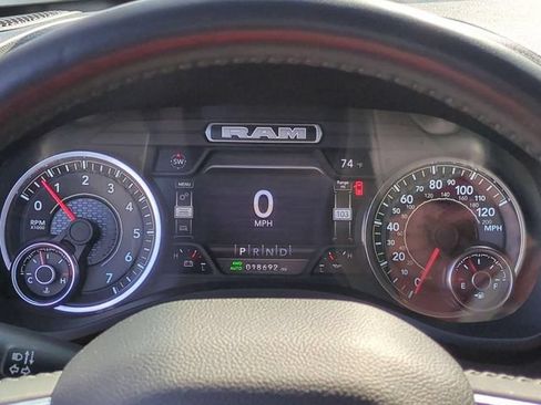 Used 2023 RAM 1500 Laramie AWD/4WD image 17