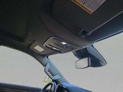 Used 2024 GMC Sierra 1500 SLT image 39