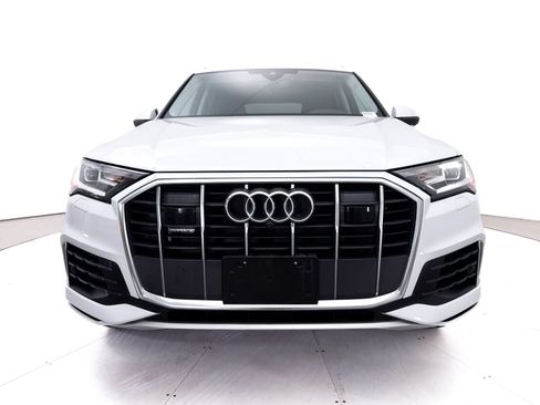 Used 2023 Audi Q7 3.0T Premium Plus AWD/4WD image 13