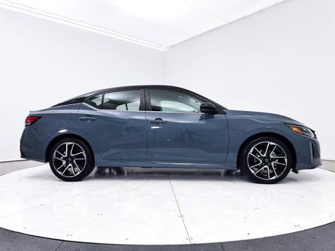 Used 2024 Nissan Sentra SR w/ Trunk Package image 35