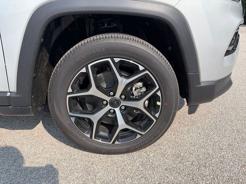 New 2026 Jeep Compass Limited AWD/4WD image 14
