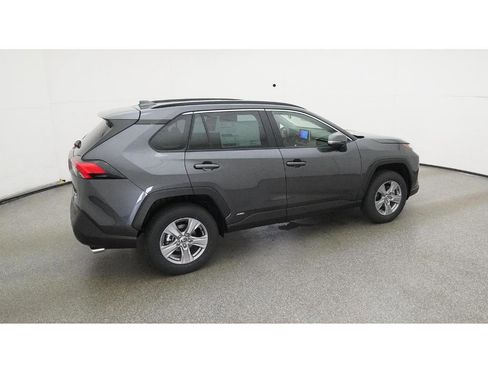 New 2025 Toyota RAV4 XLE AWD/4WD image 11