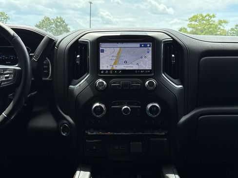 Used 2022 GMC Sierra 2500 Denali AWD/4WD image 29