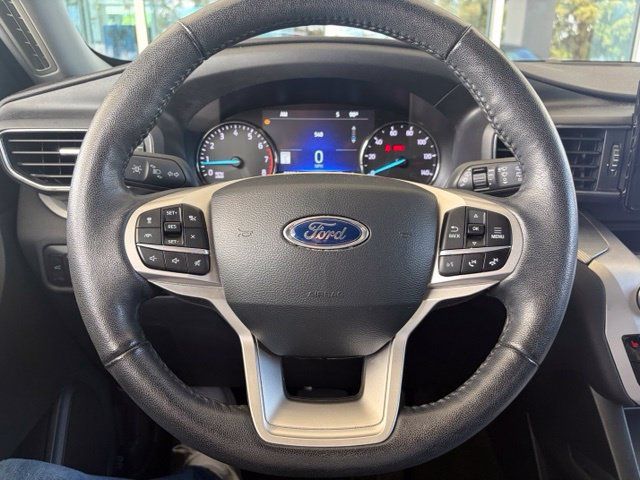 Used 2022 Ford Explorer XLT w/ Equipment Group 202A RWD image 20