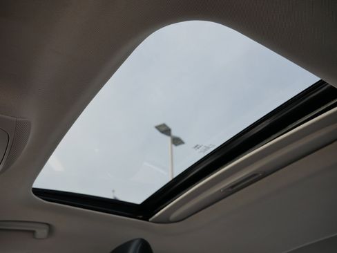 Used 2015 Lincoln MKZ AWD w/ Equipment Group 102A Reserve image 34