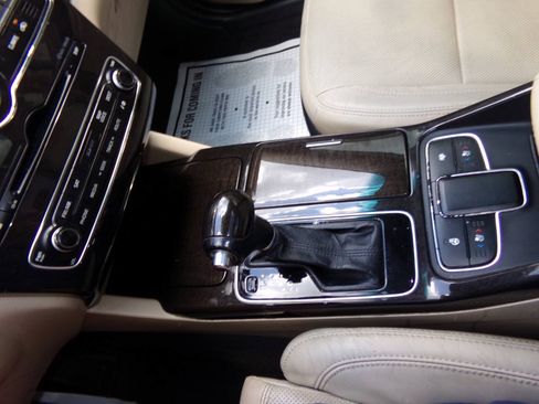 Used 2015 Kia Cadenza Premium w/ Luxury Package FWD image 58