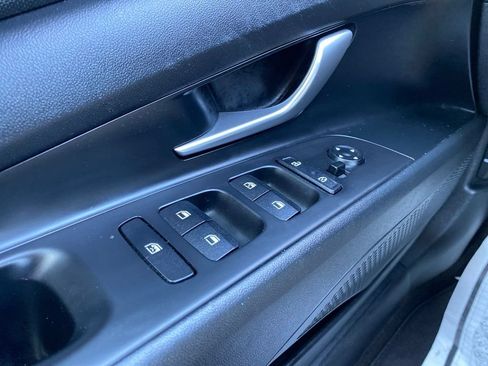 Certified 2023 Hyundai Elantra SEL FWD image 22