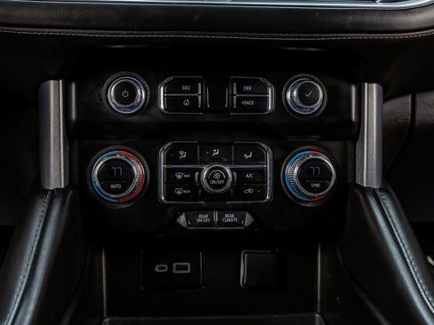 Used 2023 GMC Yukon SLE image 22