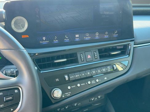 Used 2022 Lexus ES 300h w/ Premium Package image 23