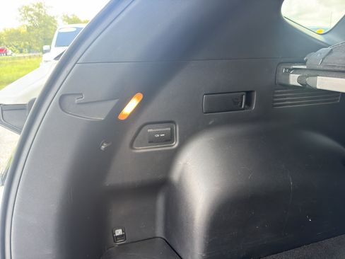 Used 2022 Hyundai Tucson SEL FWD image 28