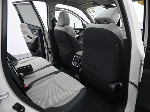 Used 2024 Subaru Forester Premium AWD/4WD image 19
