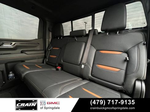 Used 2025 GMC Sierra 1500 AT4 w/ AT4 Premium Package AWD/4WD image 24