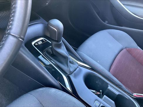 Used 2025 Toyota Corolla SE FWD image 15