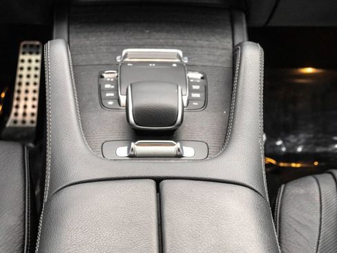 Certified 2023 Mercedes-Benz GLS 450 4MATIC image 21