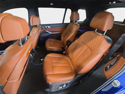 Used 2024 BMW X7 M60i w/ Executive Package image 10