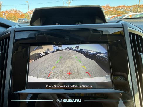 Used 2018 Subaru Crosstrek 2.0i Premium w/ Eyesight System image 24