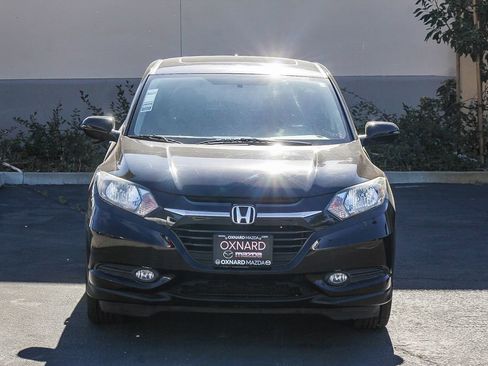 Used 2018 Honda HR-V EX image 2