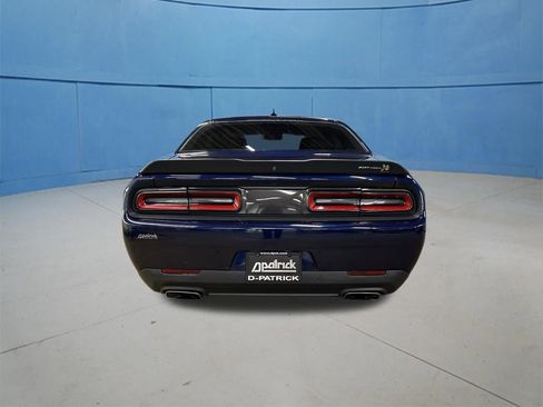 Used 2017 Dodge Challenger R/T Scat Pack w/ Leather Interior Group image 10