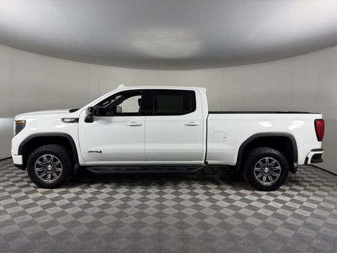 Used 2024 GMC Sierra 1500 AT4 AWD/4WD image 5