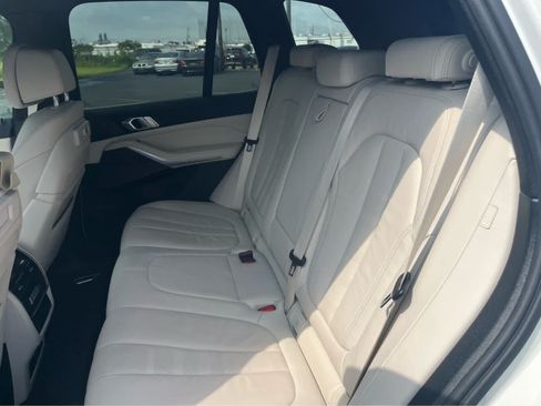 Used 2020 BMW X5 sDrive40i w/ Premium Package RWD image 7