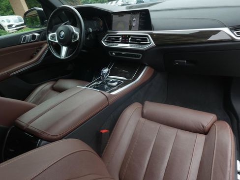 Used 2021 BMW X5 sDrive40i w/ M Sport Package RWD image 17
