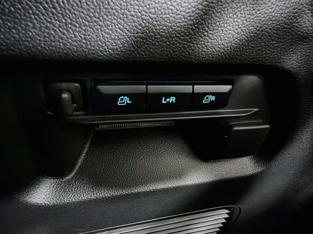 Used 2024 Ford Explorer ST w/ Equipment Group 401A AWD/4WD image 42