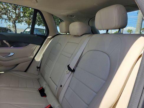 Certified 2022 Mercedes-Benz GLC 300 image 13