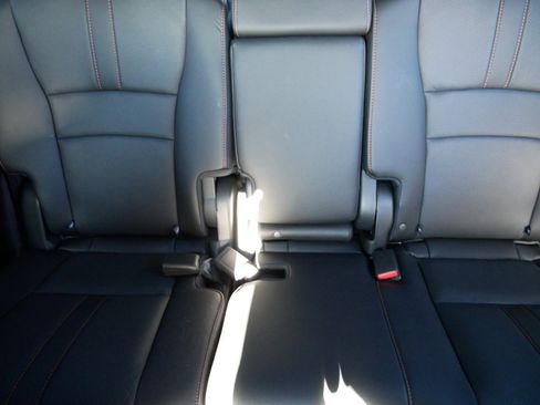 Used 2025 Honda Passport TrailSport image 13