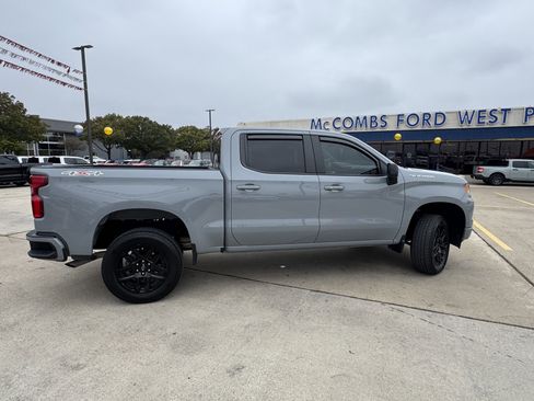 Used 2025 Chevrolet Silverado 1500 RST image 6