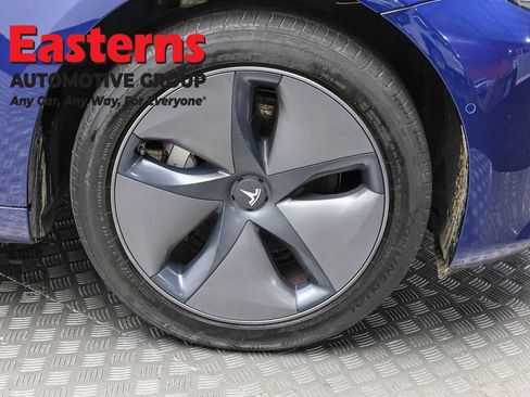 Used 2019 Tesla Model 3 Standard Range RWD image 24