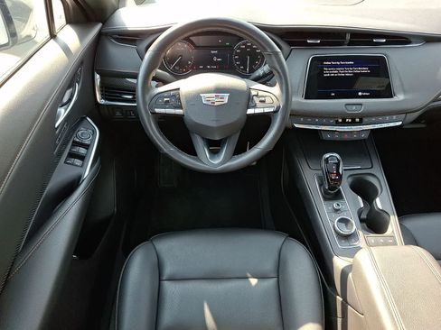 Used 2023 Cadillac XT4 Sport w/ Cold Weather Package FWD image 13