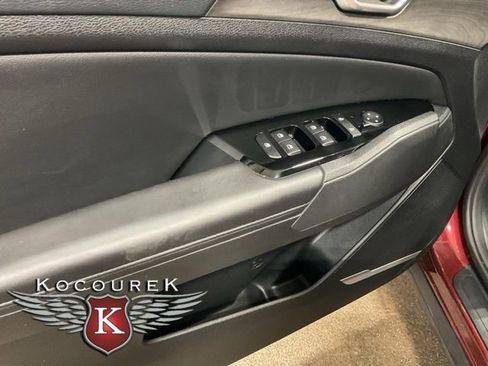 Used 2024 Kia Sportage X-Line AWD/4WD image 16