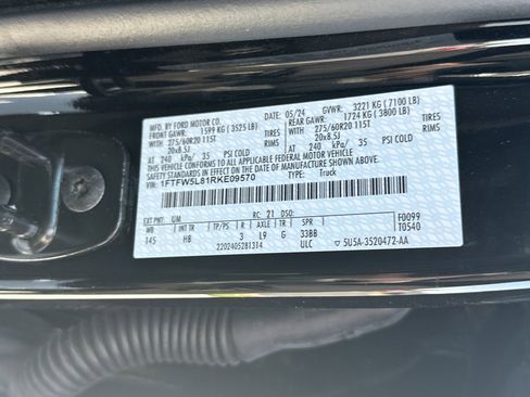 Used 2024 Ford F150 Lariat w/ FX4 Off-Road Package AWD/4WD image 35