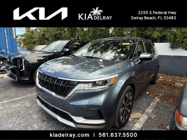 Certified 2024 Kia Carnival EX FWD image 4