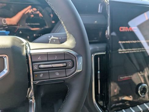 New 2026 GMC Yukon XL Elevation image 18