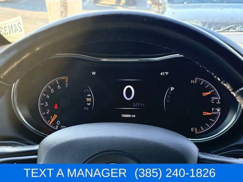 Used 2022 Jeep Grand Cherokee Laredo X image 21