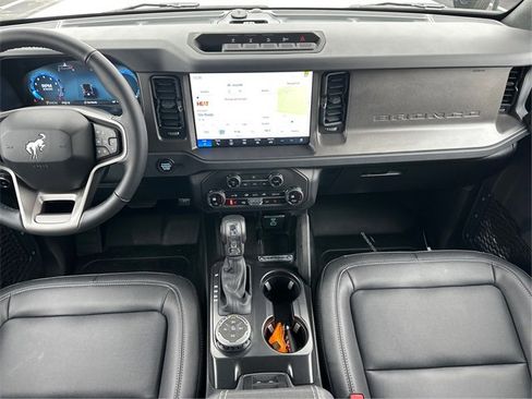 New 2025 Ford Bronco Big Bend w/ Black Diamond Package image 19