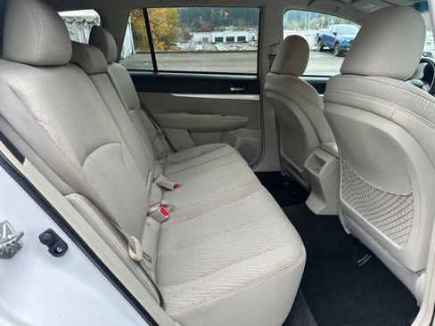 Used 2012 Subaru Outback 2.5i Premium w/ All-Weather Pkg image 12