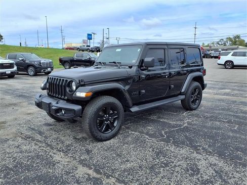 Used 2021 Jeep Wrangler Unlimited Sahara image 23