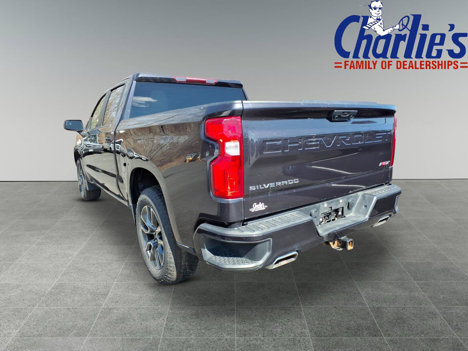 Used 2023 Chevrolet Silverado 1500 RST w/ Z71 Off-Road Package AWD/4WD image 5