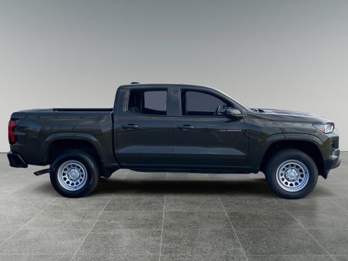 Used 2023 Chevrolet Colorado W/T RWD image 6