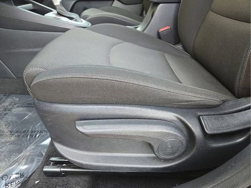 Used 2024 Kia Forte LXS image 23