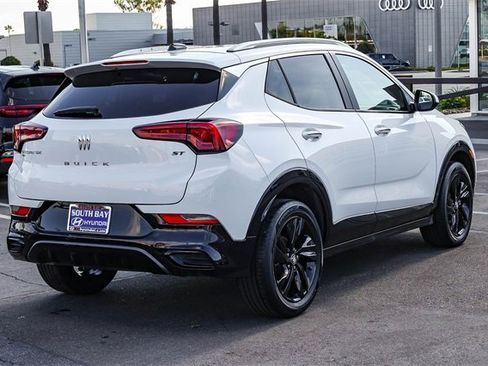 Used 2024 Buick Encore GX Sport Touring image 6