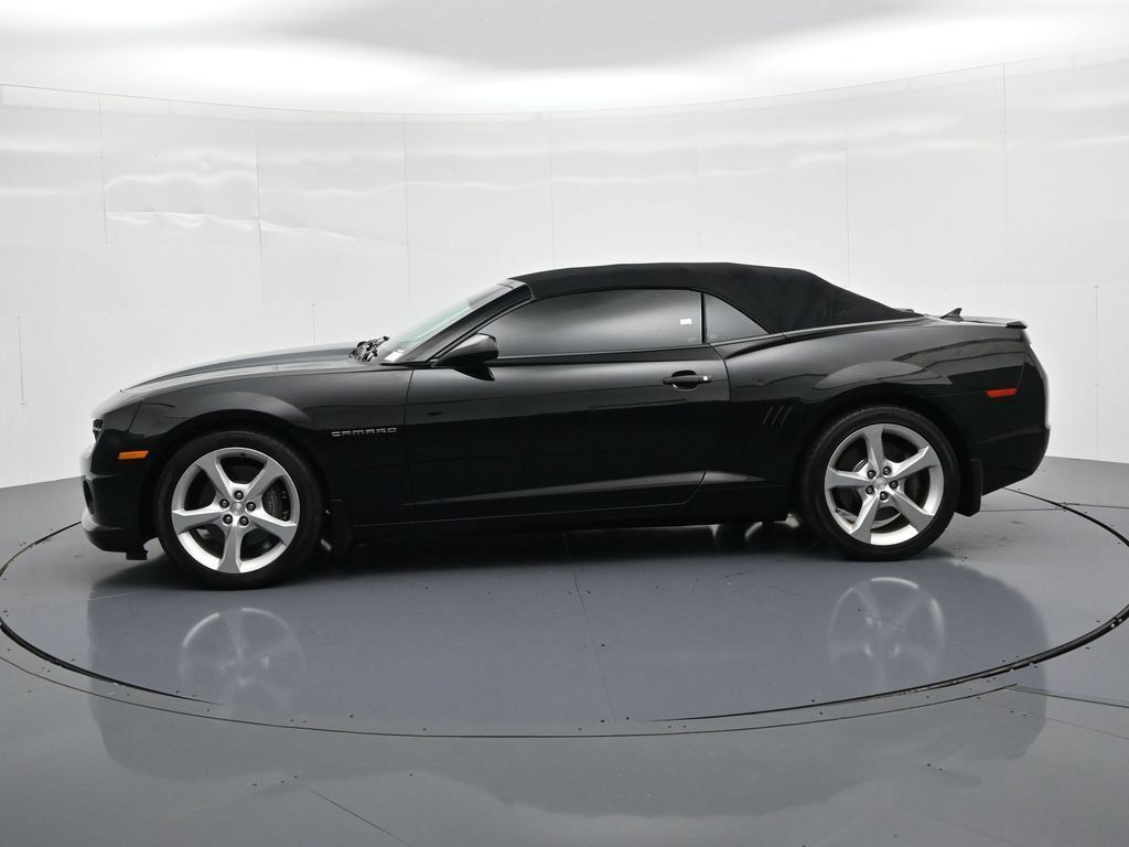 Used 2013 Chevrolet Camaro SS RWD image 9