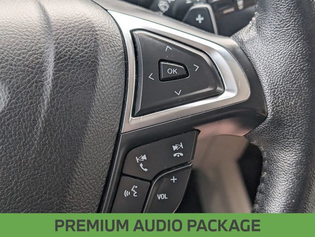 Used 2020 Ford Edge Titanium w/ Equipment Group 301A AWD/4WD image 22
