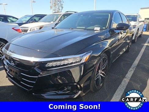 Used 2022 Honda Accord Touring image 1