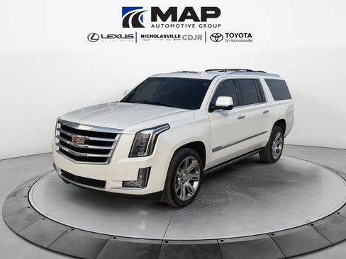Used 2016 Cadillac Escalade ESV Premium image 1