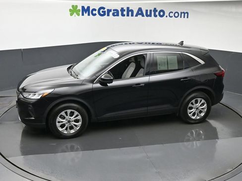 Used 2023 Ford Escape Active w/ Tech Pack #2 AWD/4WD image 18