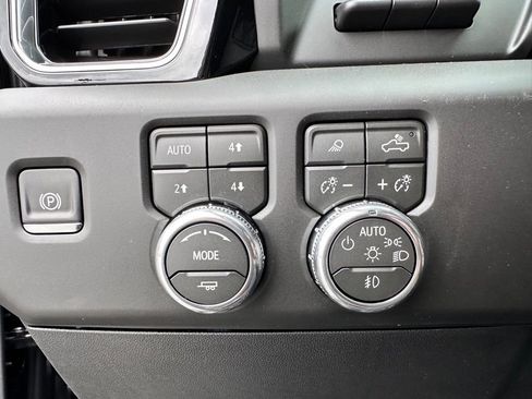 New 2026 GMC Sierra 1500 Denali Ultimate AWD/4WD image 32